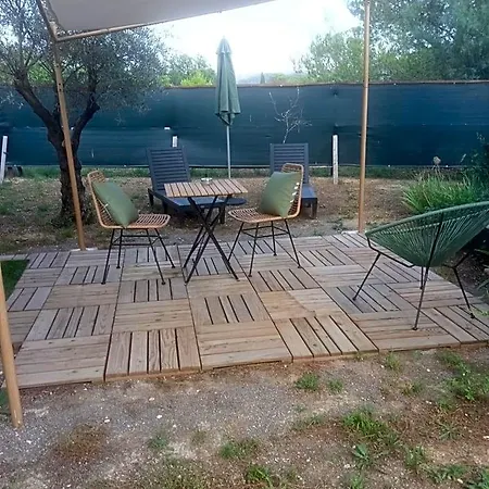 La Chouette , Kota, Spacieuse De 20m2 Totalement Independante Bed & Breakfast