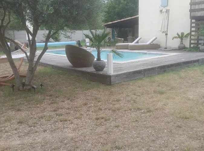 Bed & Breakfast La Chouette , Kota, Spacieuse De 20m2 Totalement Independante Cannes-et-Clairan